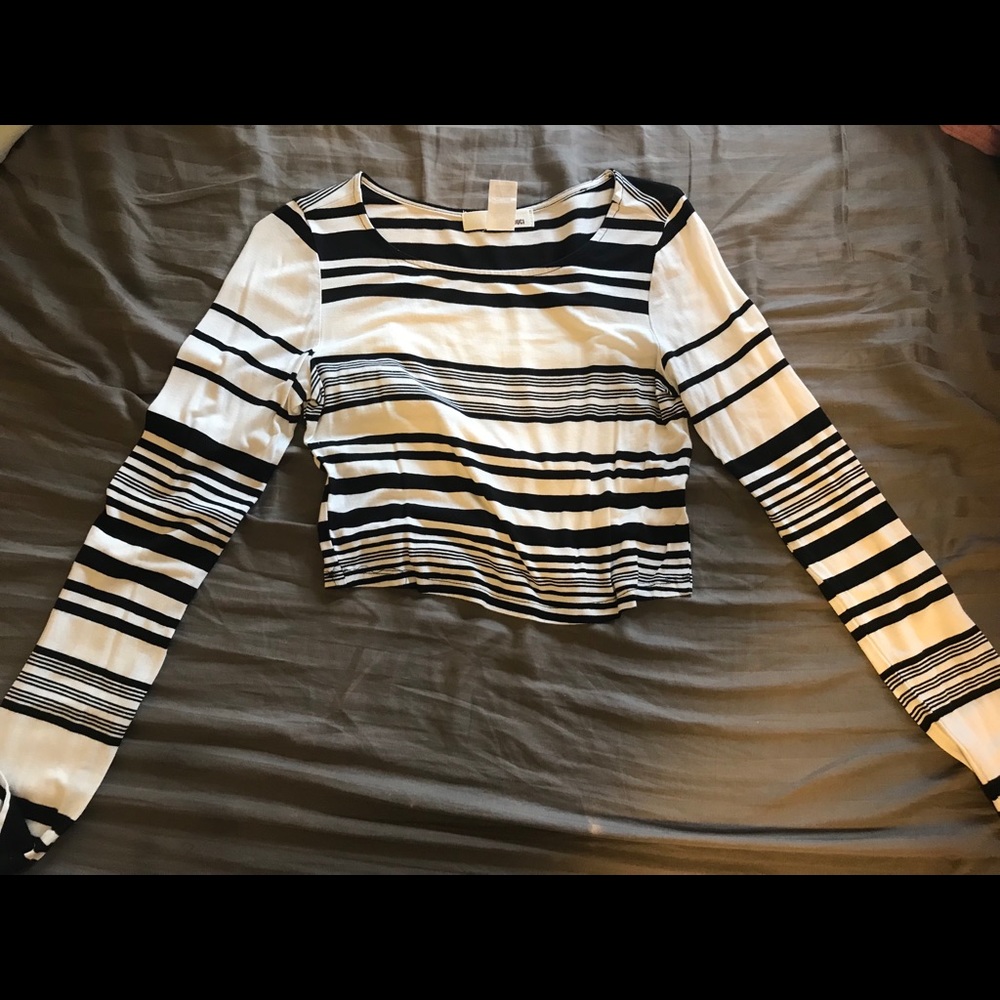 Striped Long Sleeve Crop Top